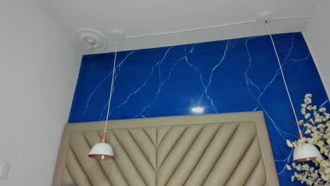 Snapshot of ibbie_ chatting on 20, 12, 2025 ibbie_ online show from 20, 12, 2025