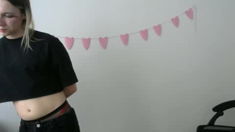 Snapshot of icebenz chatting on 2, 4, 2026 Jade online show from 2, 4, 2026