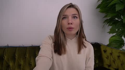 Danielle online show from 9, 1, 2025