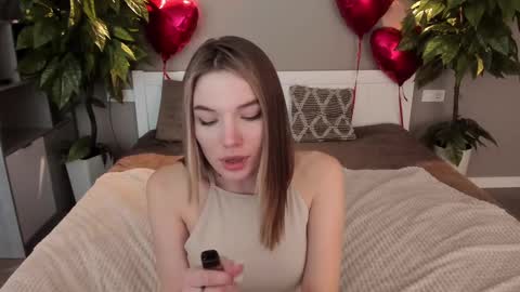 Danielle online show from 24, 2, 2025