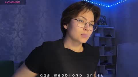 Ksenia online show from 12, 4, 2026