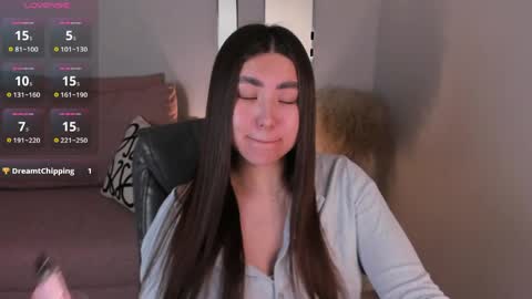 Snapshot of iceicebabe_ chatting on 1, 4, 2026 Aiza online show from 1, 4, 2026