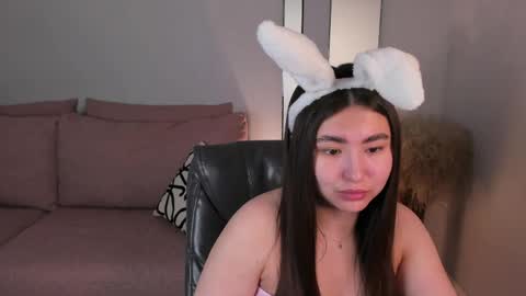 Snapshot of iceicebabe_ chatting on 5, 4, 2026 Aiza online show from 5, 4, 2026