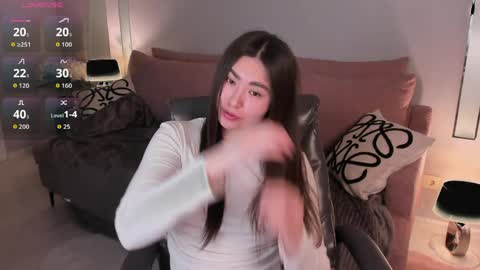 Snapshot of iceicebabe_ chatting on 10, 4, 2026 Aiza online show from 10, 4, 2026