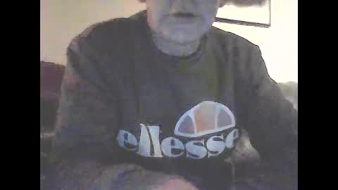 Snapshot of icemandude chatting on 22, 11, 2025 icemandude online show from 22, 11, 2025