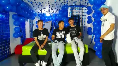 THOMAS AND DAMIAND online show from 6, 12, 2024