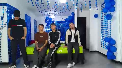 THOMAS AND DAMIAND online show from 30, 12, 2024