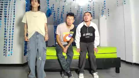 THOMAS AND DAMIAND online show from 24, 2, 2025