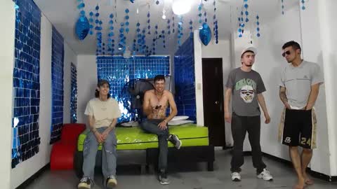 THOMAS AND DAMIAND online show from 24, 2, 2025