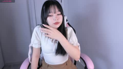 Hitomi   online show from 6, 1, 2025