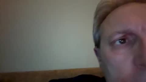 Snapshot of icums4u chatting on 23, 11, 2025 icums4u online show from 23, 11, 2025