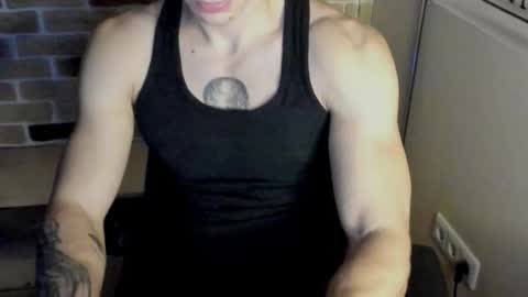 Snapshot of idkiww chatting on 17, 11, 2025 yo online show from 17, 11, 2025