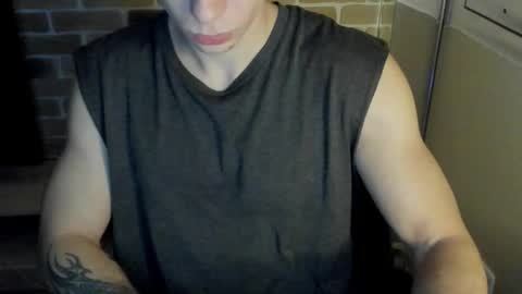 Snapshot of idkiww chatting on 30, 11, 2025 yo online show from 30, 11, 2025