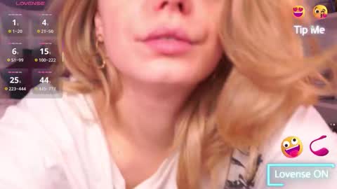 Snapshot of idontlikeguccibelts chatting on 18, 1, 2026 Little Flower online show from 18, 1, 2026