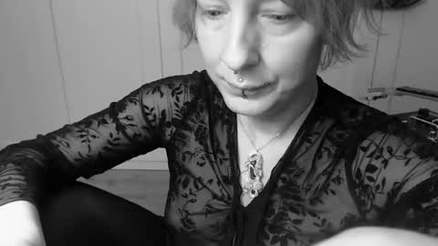 Ifk Donkeys online show from 28, 11, 2025