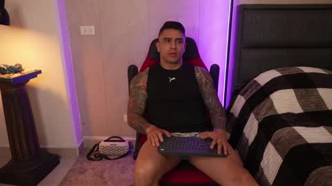 Snapshot of igor_scott chatting on 7, 4, 2026 Igor scott online show from 7, 4, 2026
