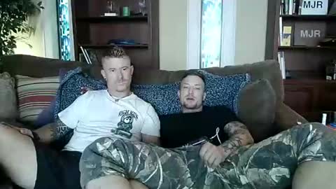 Snapshot of igunner2freaky4u chatting on 28, 4, 2026 igunner2freaky4u online show from 28, 4, 2026