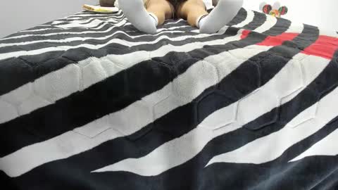 Snapshot of iham_28 chatting on 19, 11, 2025 Iham online show from 19, 11, 2025