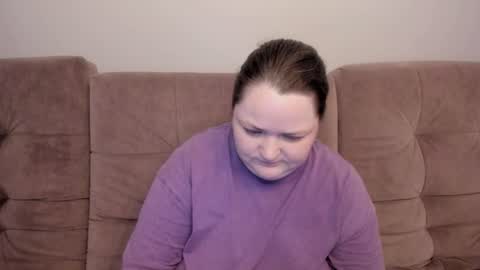 Snapshot of ihaveasecret_ chatting on 19, 6, 2026 Alice online show from 19, 6, 2026