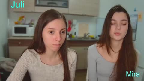 Julia and Mira online show from 17, 12, 2024