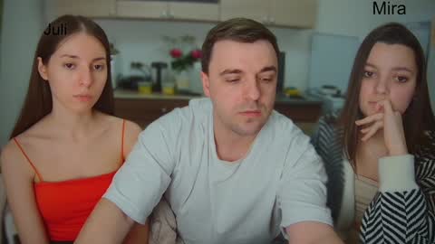 Julia and Mira online show from 8, 2, 2025