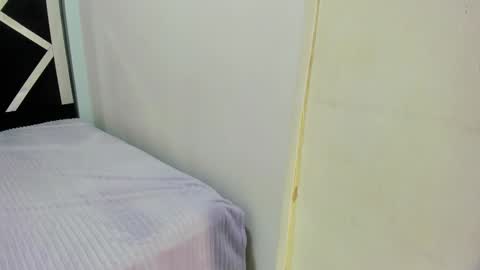 Isabella online show from 1, 10, 2025