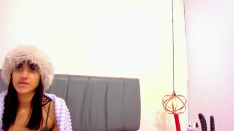 Isabella online show from 21, 3, 2026