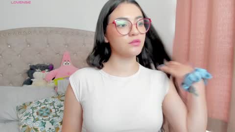 Snapshot of iki_mei chatting on 4, 2, 2025 Maria online show from 4, 2, 2025