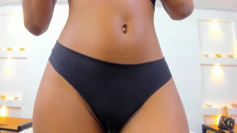 Snapshot of ikia_lopez chatting on 22, 11, 2025 ikia lopez online show from 22, 11, 2025