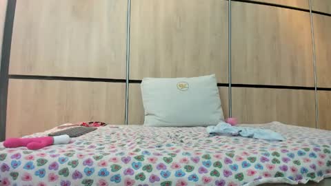 Snapshot of ikia_lopez chatting on 23, 4, 2026 ikia lopez online show from 23, 4, 2026