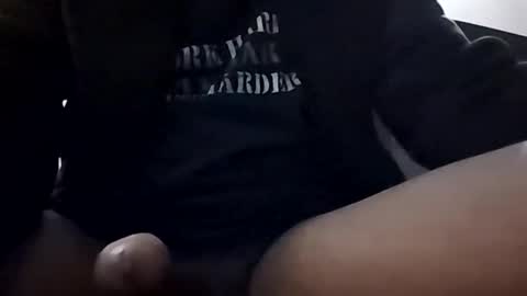 Snapshot of ikylong chatting on 12, 12, 2024 Iky online show from 12, 12, 2024