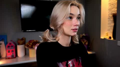 Snapshot of ileanacampbel chatting on 29, 1, 2025 ileanacampbel online show from 29, 1, 2025