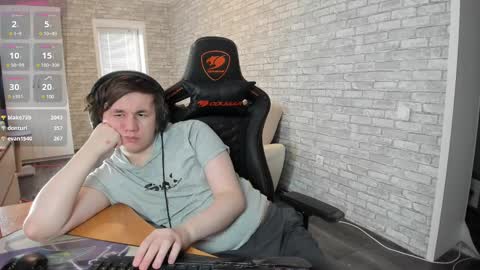 Snapshot of iliaskrislove chatting on 4, 3, 2025 iliaskris online show from 4, 3, 2025