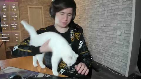 Snapshot of iliaskrislove chatting on 6, 3, 2025 iliaskris online show from 6, 3, 2025