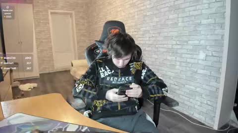 Snapshot of iliaskrislove chatting on 8, 3, 2025 iliaskris online show from 8, 3, 2025