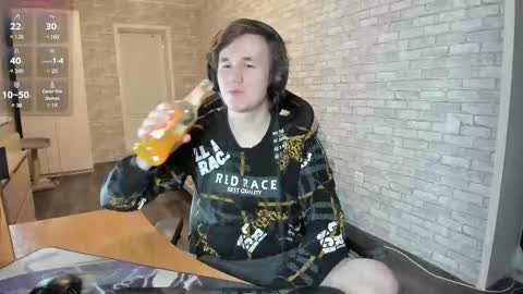 Snapshot of iliaskrislove chatting on 12, 3, 2025 iliaskris online show from 12, 3, 2025