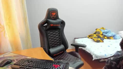 Snapshot of iliaskrislove chatting on 24, 9, 2025 iliaskris online show from 24, 9, 2025