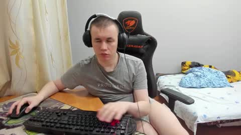 Snapshot of iliaskrislove chatting on 2, 10, 2025 iliaskris online show from 2, 10, 2025