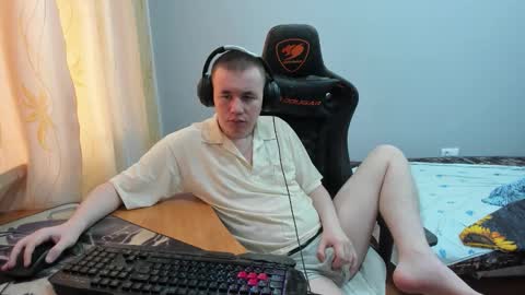 Snapshot of iliaskrislove chatting on 3, 10, 2025 iliaskris online show from 3, 10, 2025