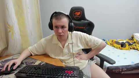 Snapshot of iliaskrislove chatting on 4, 10, 2025 iliaskris online show from 4, 10, 2025