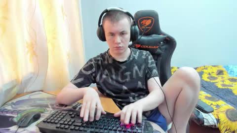 Snapshot of iliaskrislove chatting on 11, 10, 2025 iliaskris online show from 11, 10, 2025