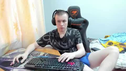 Snapshot of iliaskrislove chatting on 12, 10, 2025 iliaskris online show from 12, 10, 2025