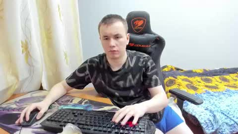 Snapshot of iliaskrislove chatting on 13, 10, 2025 iliaskris online show from 13, 10, 2025