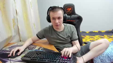 Snapshot of iliaskrislove chatting on 19, 10, 2025 iliaskris online show from 19, 10, 2025