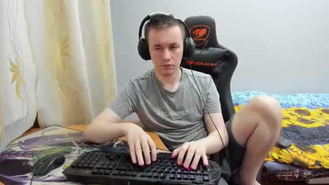 Snapshot of iliaskrislove chatting on 28, 10, 2025 iliaskris online show from 28, 10, 2025