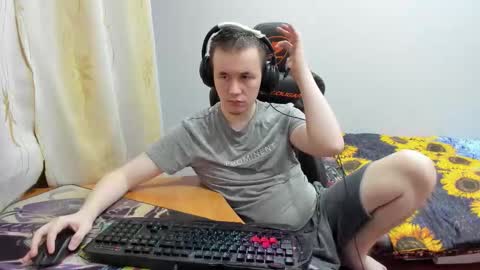 Snapshot of iliaskrislove chatting on 29, 10, 2025 iliaskris online show from 29, 10, 2025