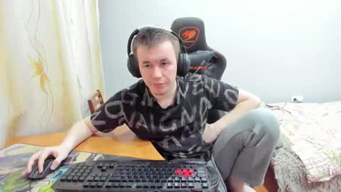 Snapshot of iliaskrislove chatting on 4, 11, 2025 iliaskris online show from 4, 11, 2025