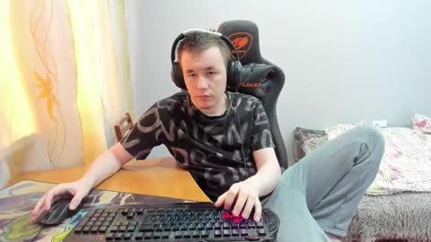 Snapshot of iliaskrislove chatting on 5, 11, 2025 iliaskris online show from 5, 11, 2025