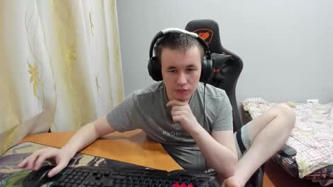 Snapshot of iliaskrislove chatting on 12, 11, 2025 iliaskris online show from 12, 11, 2025