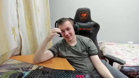 Snapshot of iliaskrislove chatting on 12, 11, 2025 iliaskris online show from 12, 11, 2025